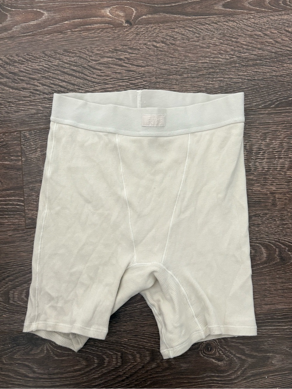 SKIMS Ribbed Shorts in Bone